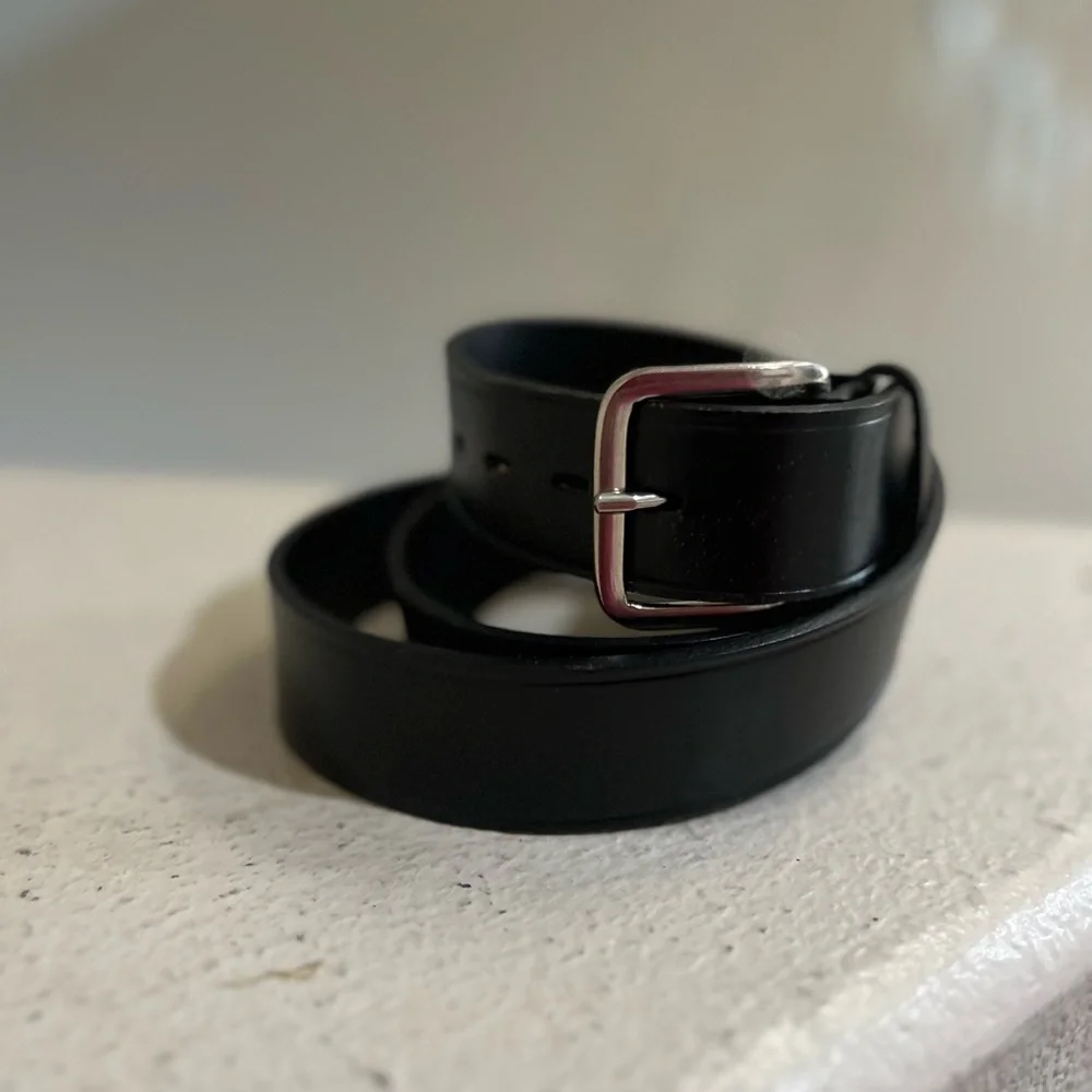 Made In Mexico Mens Black Genuine Leather Silver Buckle‎ Dress Belt Size 42